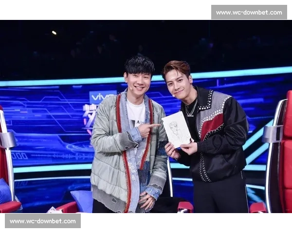 LOL季后赛舞台惊现“迷弟”观众，冲上热搜引爆全网！